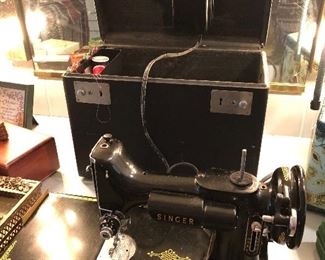 Singer Featherweight Sewing Machine Model 221 with vase and attachments