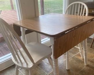 Small Table with 2 chairs