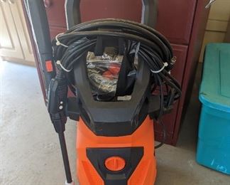 Alrous like new power washer. 