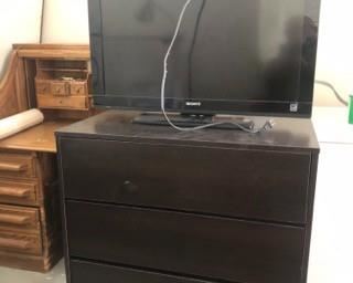 3 drawer cabinet $15.00