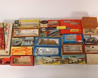 22pc EMPTY Vintage Car Boxes