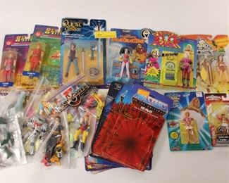 Action Figures & Backboard & Loose Figures