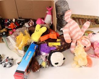 Box of Misc Toys & Collectibles