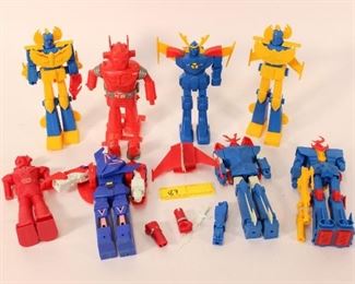 8pc Plastic Japanese Robot Models
