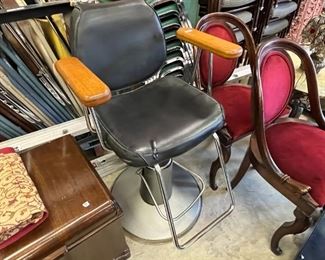 Hair Styling Chair w/Oak Arm Rest.  We also have a Box Lot full of Hair Styling Tools.  Includes Vintage Barber Vacuum.