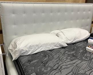 Belle Meade King Size Bedroom Set