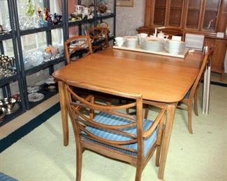 Thomasville Dining Table