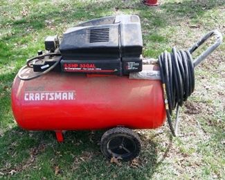 Craftsman 6.5 HP 33 Gallon Portable Air Compressor On Wheels, Model # 919. 166330 With Air Hose