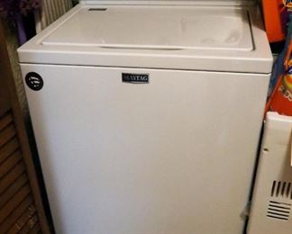 Maytag Commercial Technology Washer, Model MVWC565FW2, Powers On