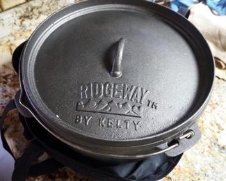 Wagner Ware Bacon And Egg Breakfast Skillet, Ridgeway Cast Iron By Ketly Footed Dutch Oven, 12" Wide with Carry Case And Griddle