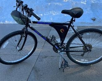 Fuji Odessa 26” bike