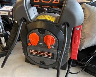 Black & Decker portable jumper