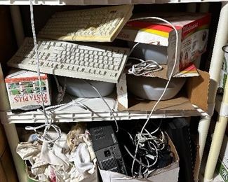 More misc vintage computer parts