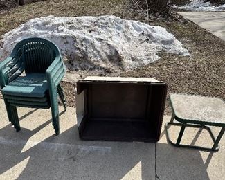 Patio furniture and dog kennel