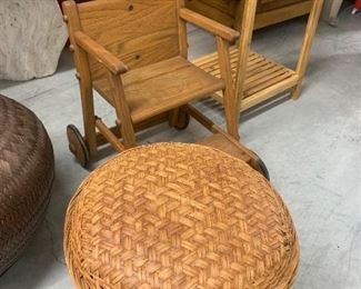 Vintage Woven Basket with lid