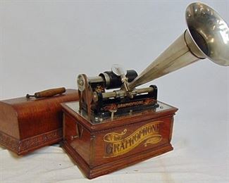 Columbia Model AT phonograph