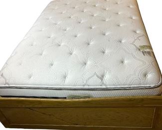 Like new Beauty Rest full size mattress and half box spring combo
