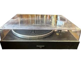 Panasonic turntable record player