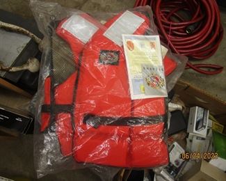 NEW STERNS LIFE JACKET