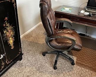 Computer desk chair 