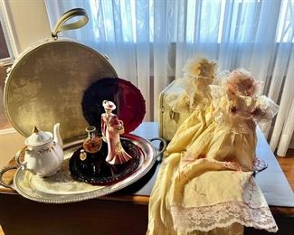 Nostalgic Trinkets Treasures