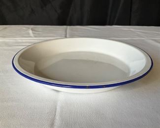 Enamelware Pie Plate Ca. 1950s