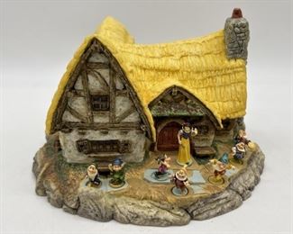 Vtg. 1987 Disney Snow White & The 7 Dwarfs Cottage