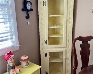 Beautiful Vintage Corner Cabinet