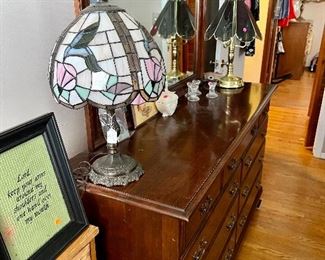 Lamps
Dresser with Mirror