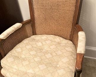 Single arm chair
