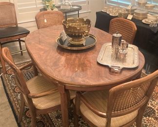 Dining room/breakfast room table & 4 chairs