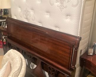 Full bed headboard and footboard