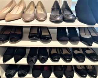 The shoes are 6 1/2 to 7 1/2.