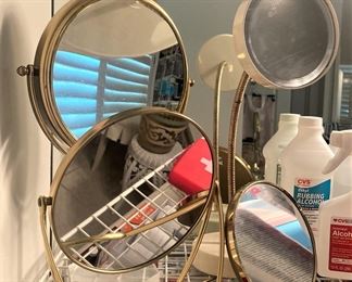 Magnifying mirrors