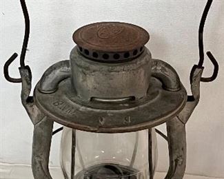 “B & M RR” BOSTON & MAINE RAILROAD LANTERN WITH ETCHED GLOBE 