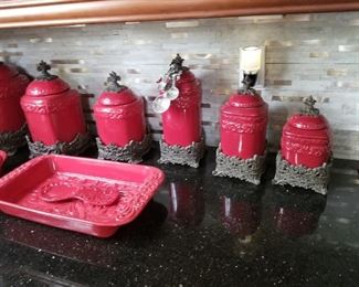 Drake canisters and bakeware 