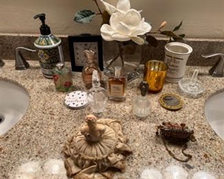 Bath & toiletry items