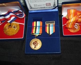 US Korean & Vietnam War Medals and Patches 