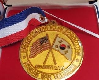 US Korean & Vietnam War Medals and Patches