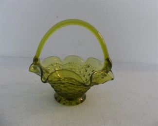 Vintage MCM Basket Weave Pattern Ruffled Rim Basket - Olive