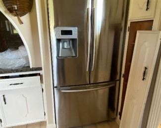 This refrigerator does run, but the refrigerator and the freezer section all only remain at refrigerator temp, so no freezer. 