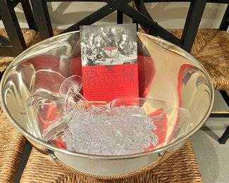 Punch bowl 