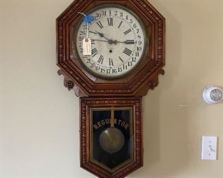 Regulator clock, Oak. Good condition!