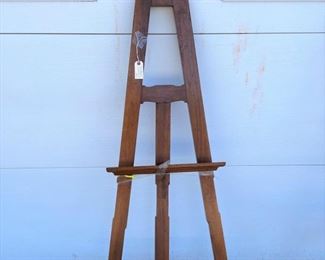 Second easel, nice, lighter weight. Portable.