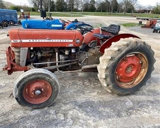 MASSEY FERGUSON TRACTOR