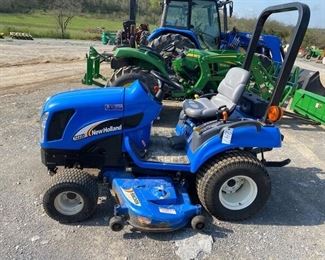 NEW HOLLAND TRACTOR MOWER