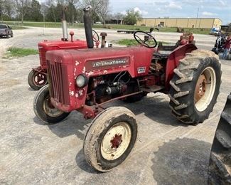 INTERNATIONAL TRACTOR