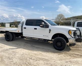 2017 FORD F-350 4X4 FLATBED DIESEL TRUCK