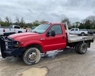 FORD F-350 4X4 FLATBED TRUCK