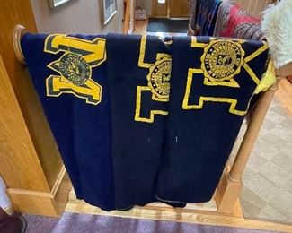 U of M blankets